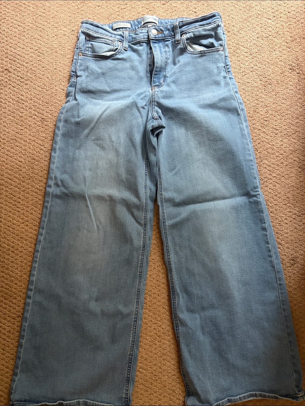 Universal Thread Light Blue Wide-Leg Jeans